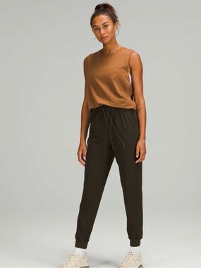 lululemon stretch high-rise jogger size 6 dark olive green